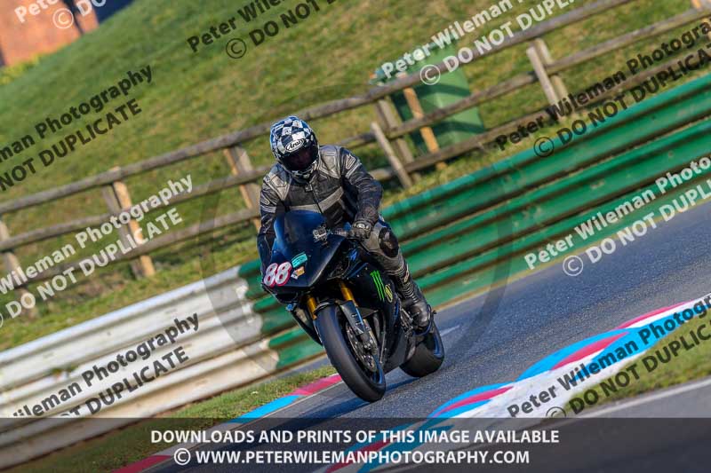 PJM Wedding Photography;enduro digital images;event digital images;eventdigitalimages;mallory park;mallory park photographs;mallory park trackday;mallory park trackday photographs;no limits trackdays;peter wileman photography;racing digital images;trackday digital images;trackday photos